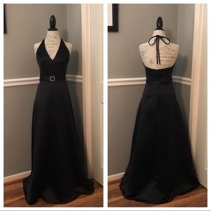♠️BLACK•SATIN•HALTER•FORMAL•GOWN🌹